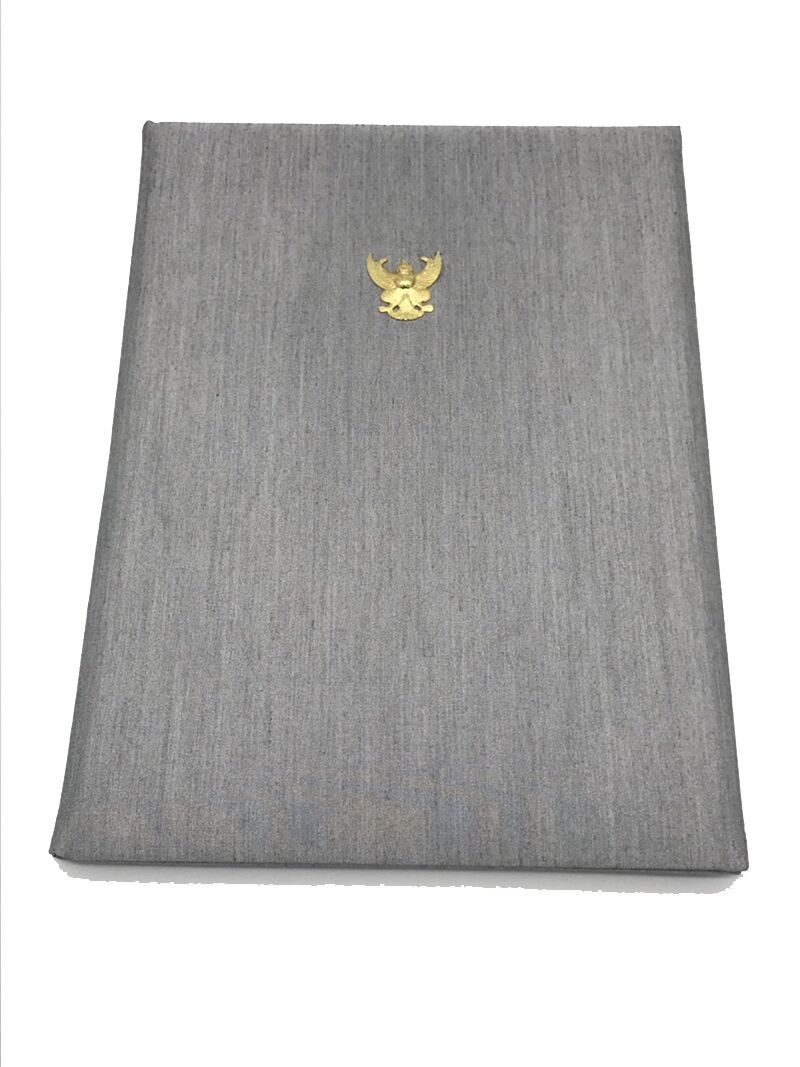 แฟ้มกล่าวรายงานปกผ้าไหม A4 ครุฑ หลากสี - Image 4