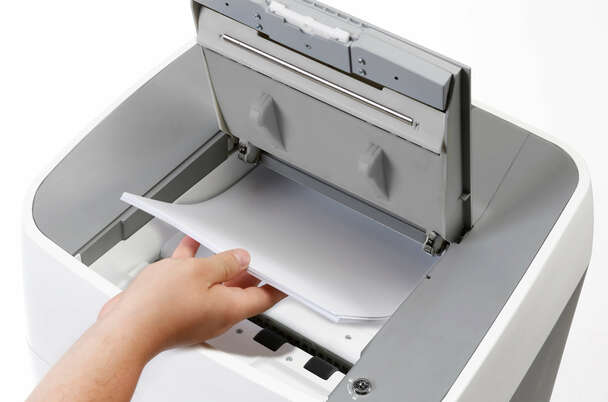 DAHLE เครื่องทำลายเอกสาร ดาเล่ย์ 35314 ตัดละเอียด พร้อมระบบป้อนกระดาษอัตโนมัติ - Image 3
